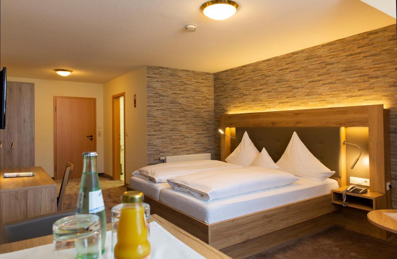 Land-Gut-Hotel Raeuber Lippoldskrug Alfeld  Luaran gambar