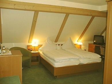 Land-Gut-Hotel Raeuber Lippoldskrug Alfeld  Luaran gambar